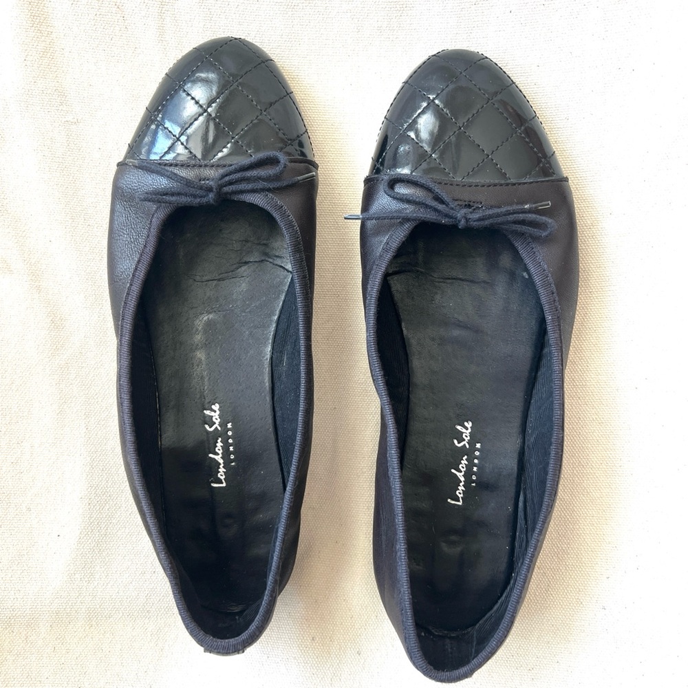London Sole Black Quilted Patent Toe Ballet Flats with Bow